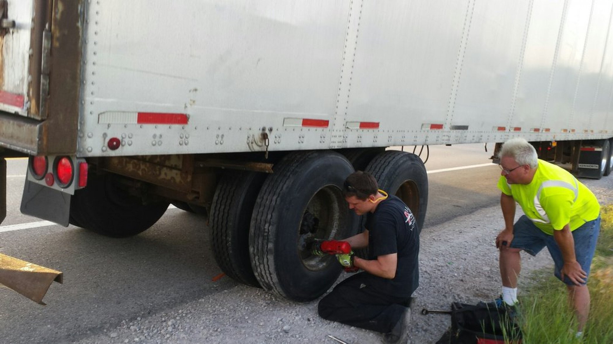 Loves 24 Hour Mobile Tire & Repair in Toledo, OH ・ 4 Road Service